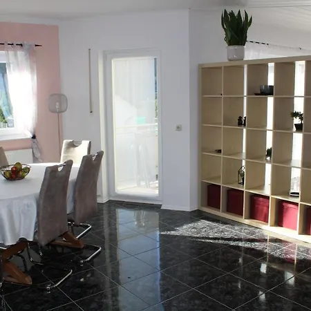 Studio Blick Ins Tal Kamp-Bornhofen Exterior foto